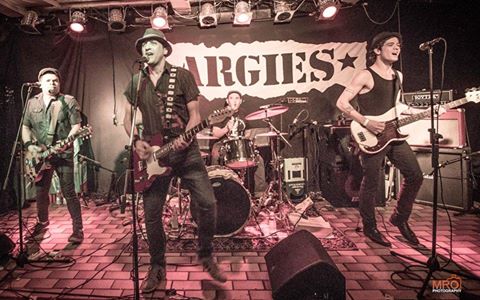Argies-PunkRock/ARG + Finding Kelly Fornia-PunkRock/Bln